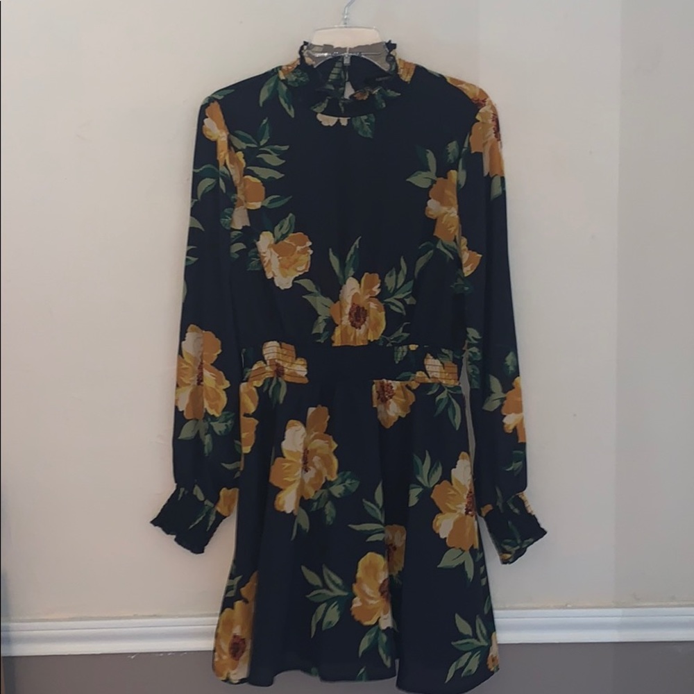 Cute blue sunflower dress